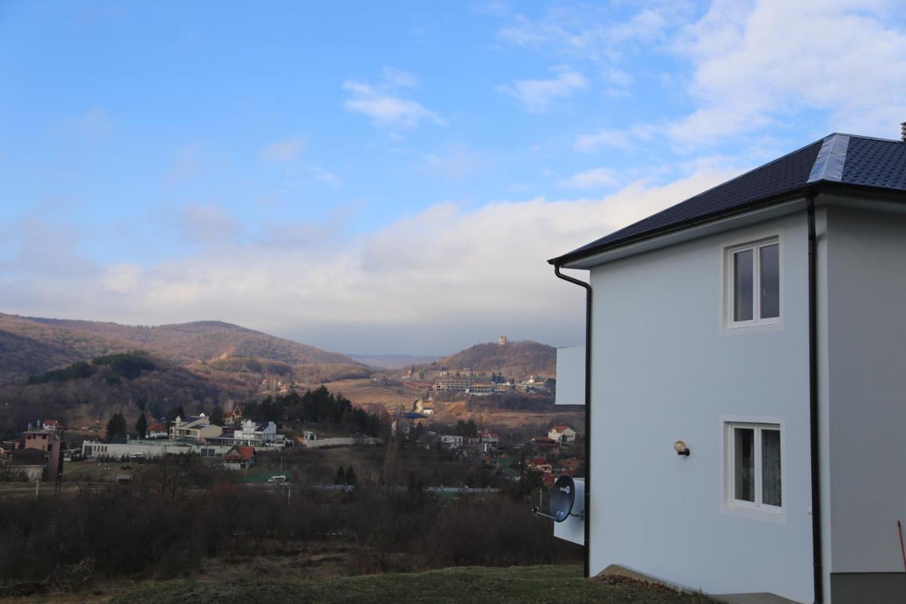 Fruskogorska Idila Lägenhet Vrdnik Exteriör bild